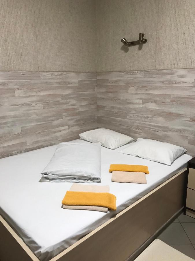 Двомісний номер із власною ванною кімнатою